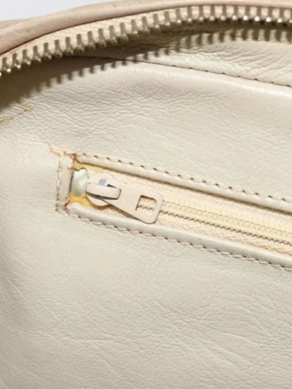 CHANEL Matelasse Chain Shoulder Bag Lamb Skin Beige Gold CC Auth BA11860